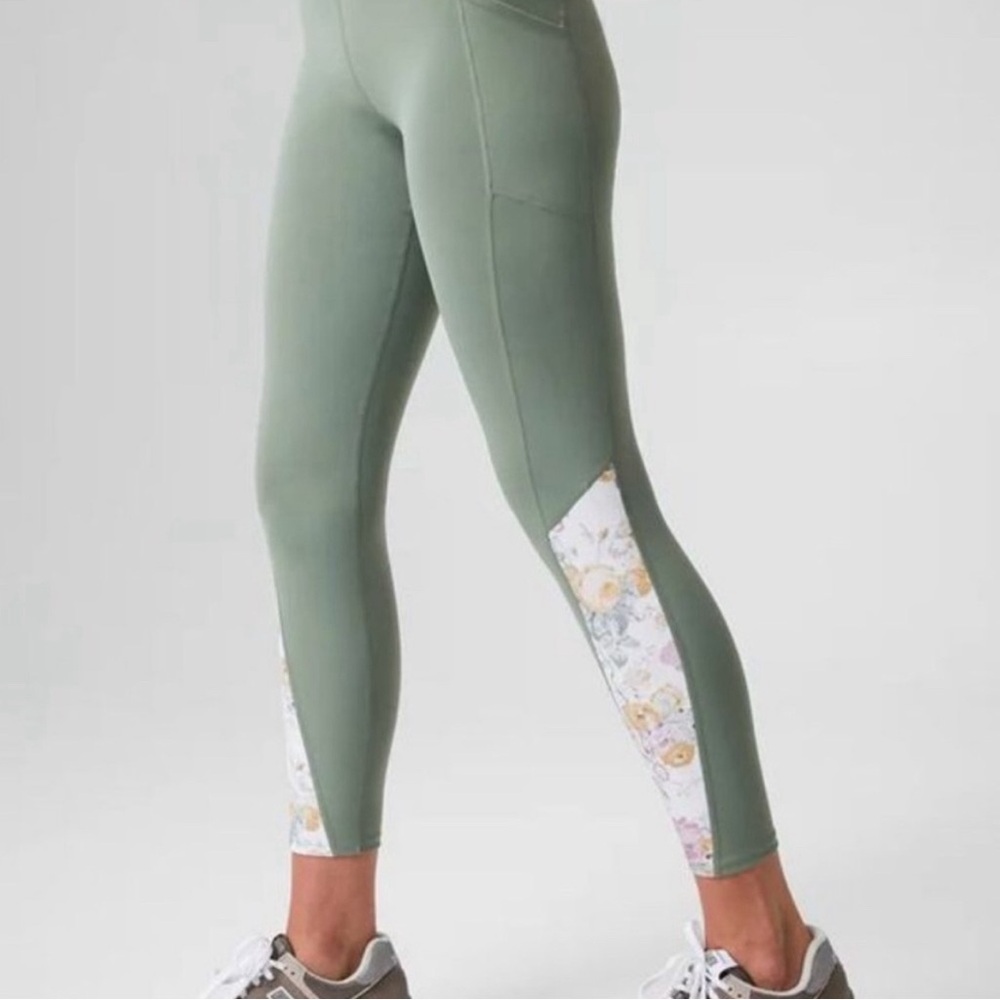 Tuckernuck leggings